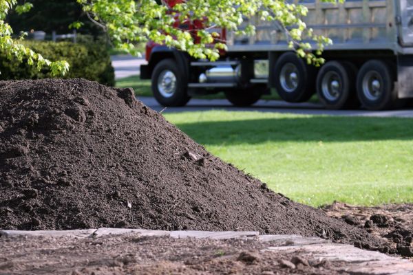 Yard Dirt Delivery in Sun City