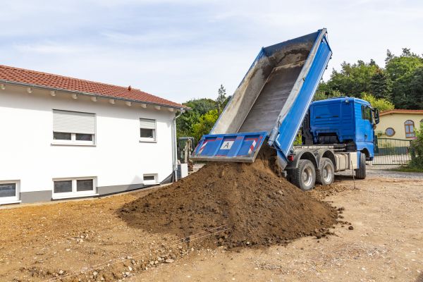 Garden Dirt Delivery in Sun City